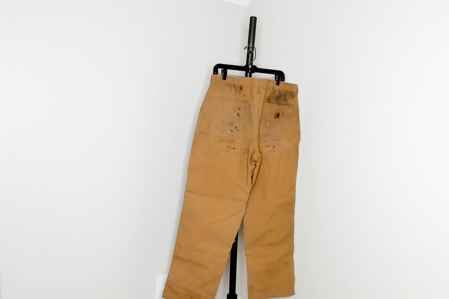 Wheat Carhartt Pants - 36 X 30