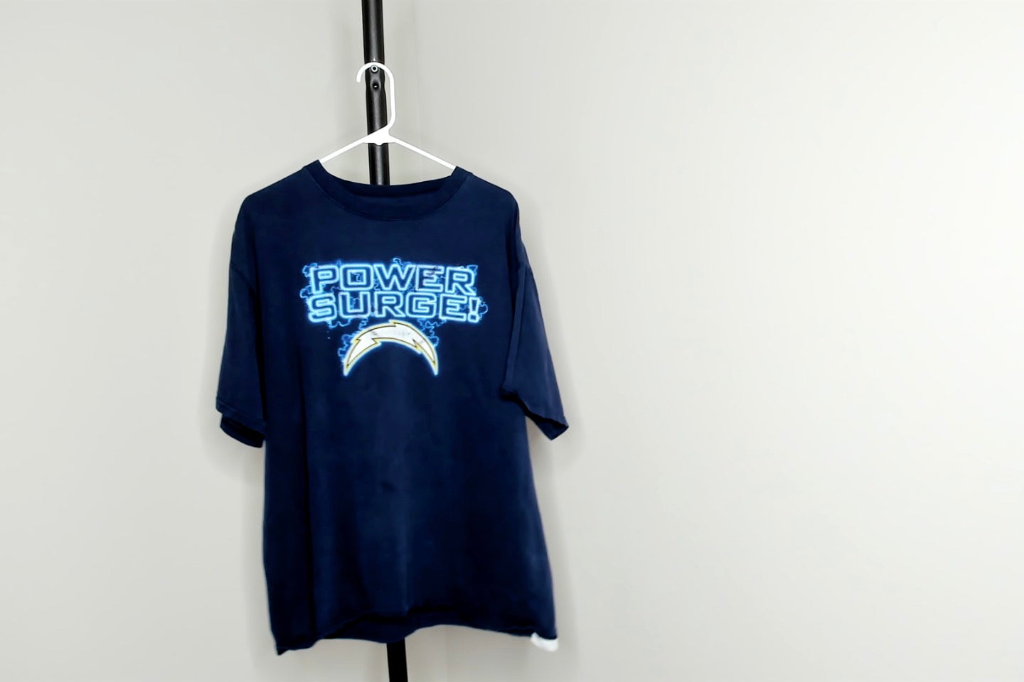 Blue Vintage Chargers T Shirt - XL