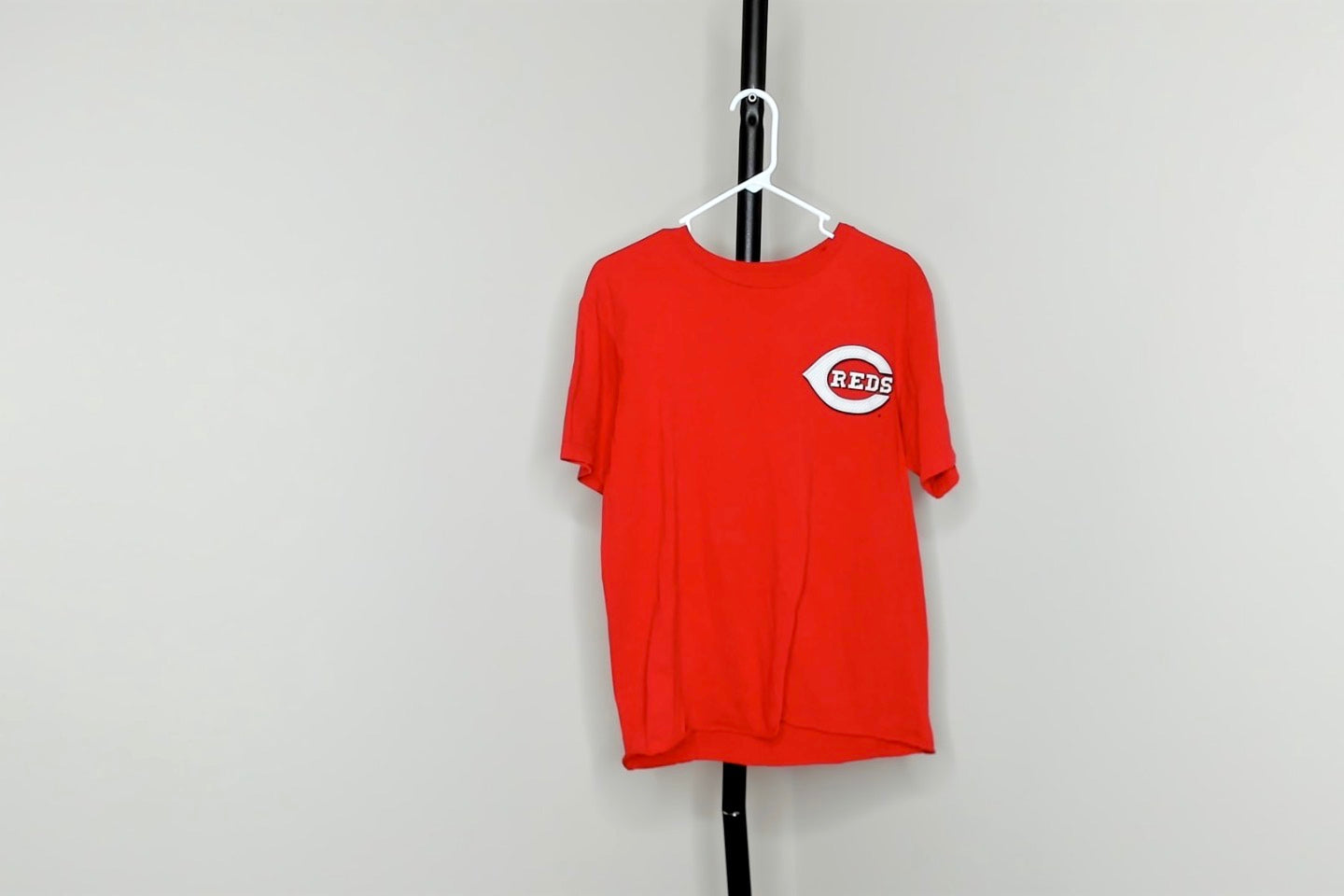 Red Cincinnati Reds Jersey T Shirt - Large