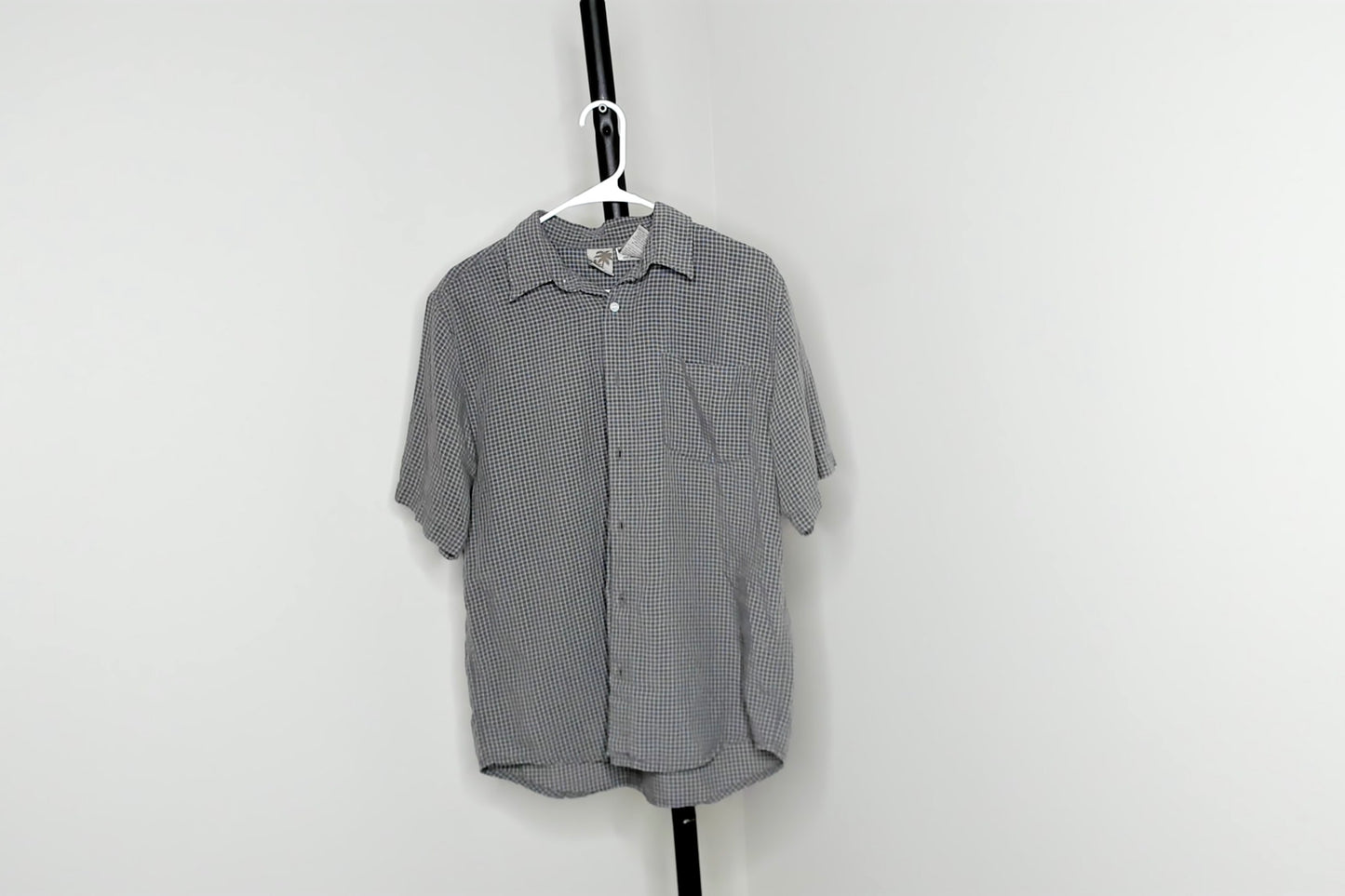 Grey OP Button up - M