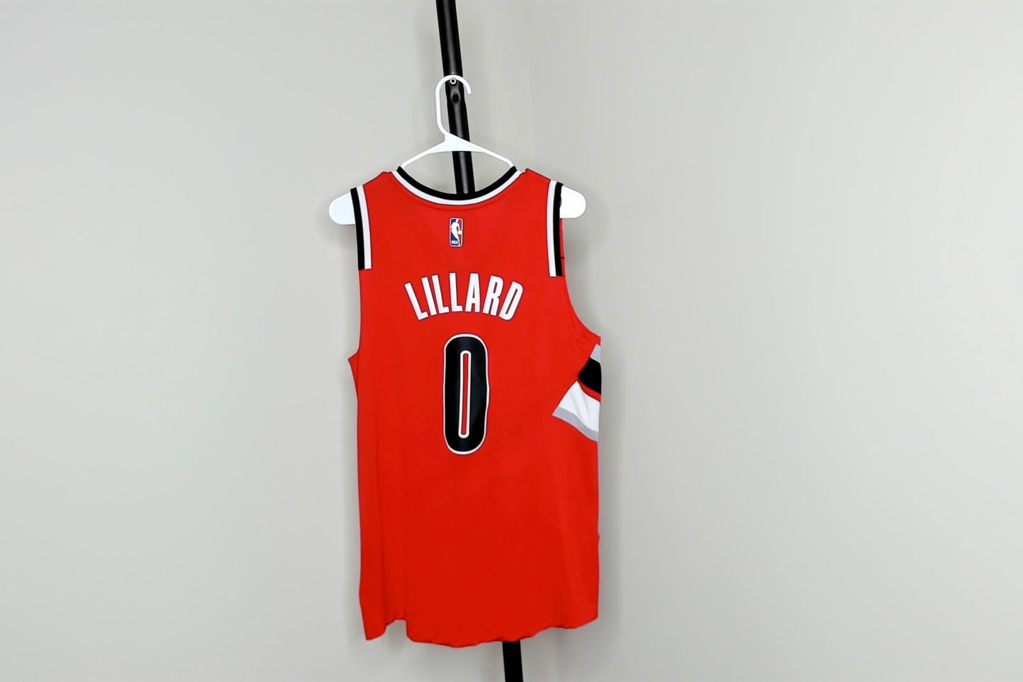 Red Portland Trailblazers Damian Lillard jersey - S