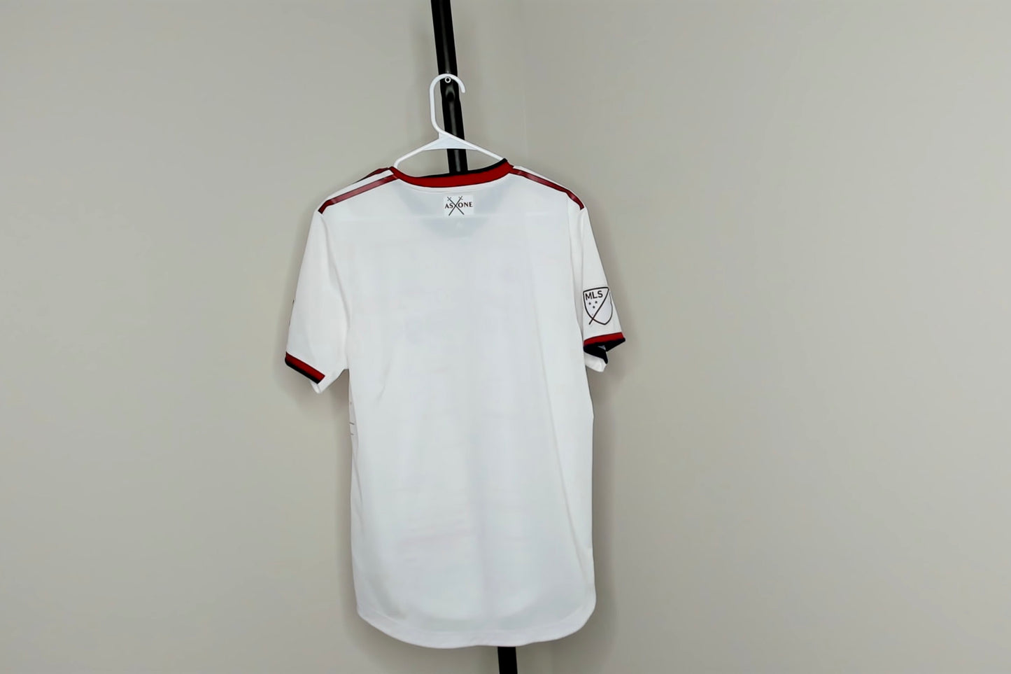 White RSL Adidas kit - L