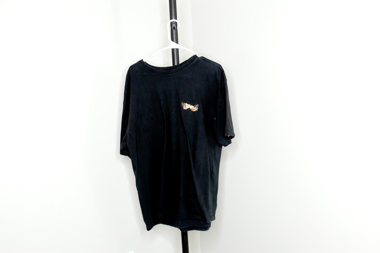 Black Quiksilver Floral T Shirt - XL