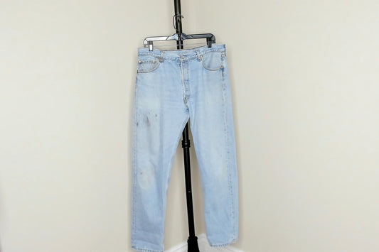 Light Blue Levi's 501 Jeans - 36 X 32